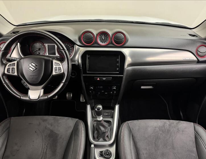 Suzuki Vitara 7