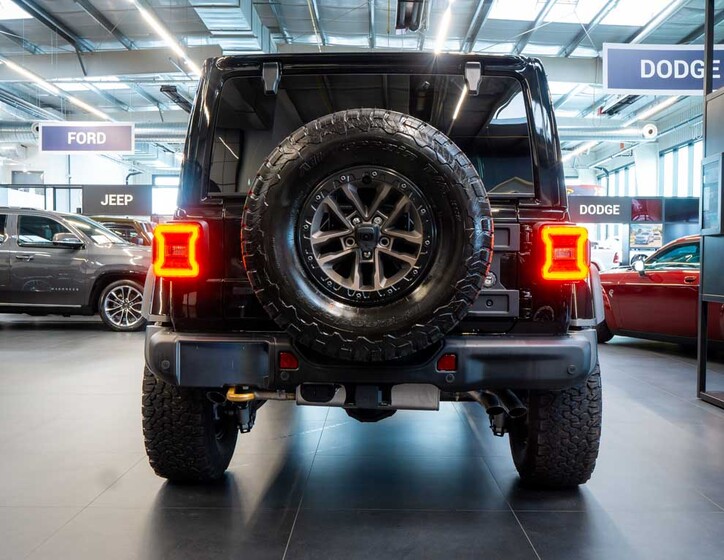 Jeep Wrangler 5