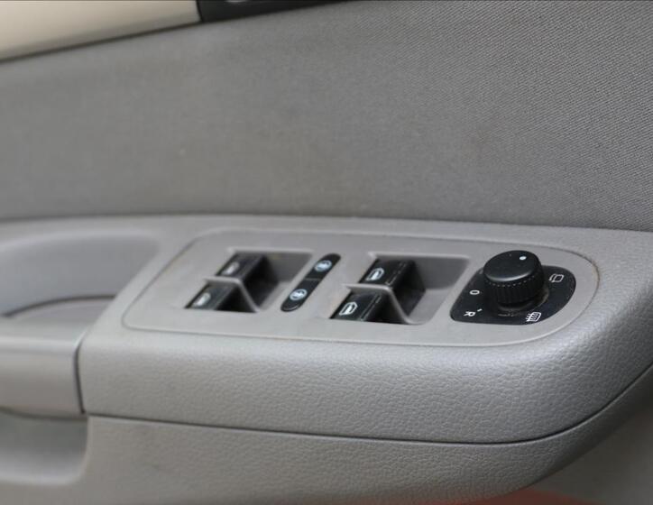 Seat Alhambra 18