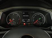 Volkswagen T-Roc 13