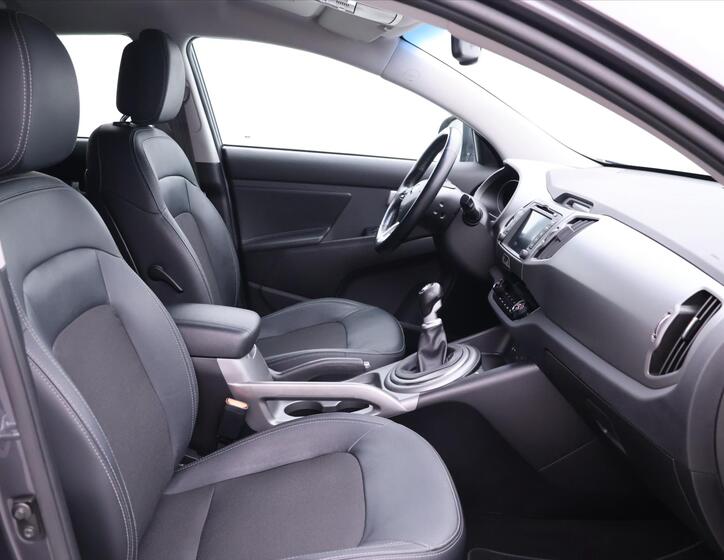 KIA Sportage 13