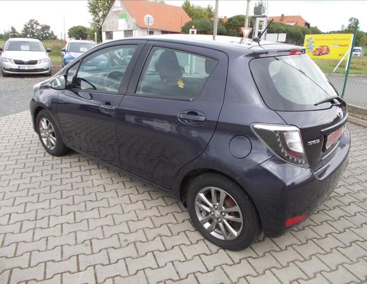 Toyota Yaris 11