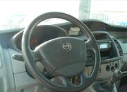 Opel Vivaro 9
