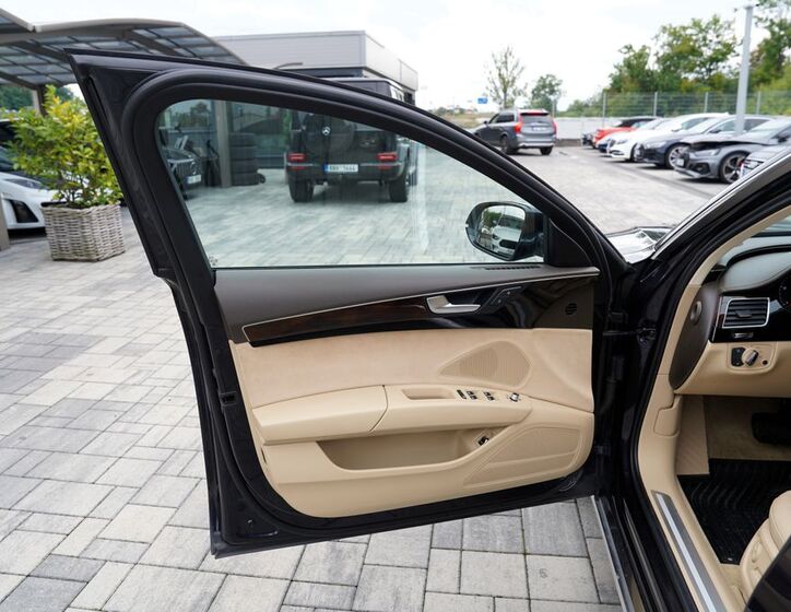 Audi A8 14