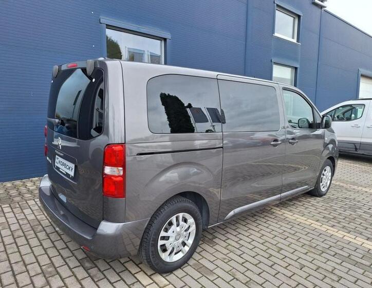 Peugeot Traveller 5