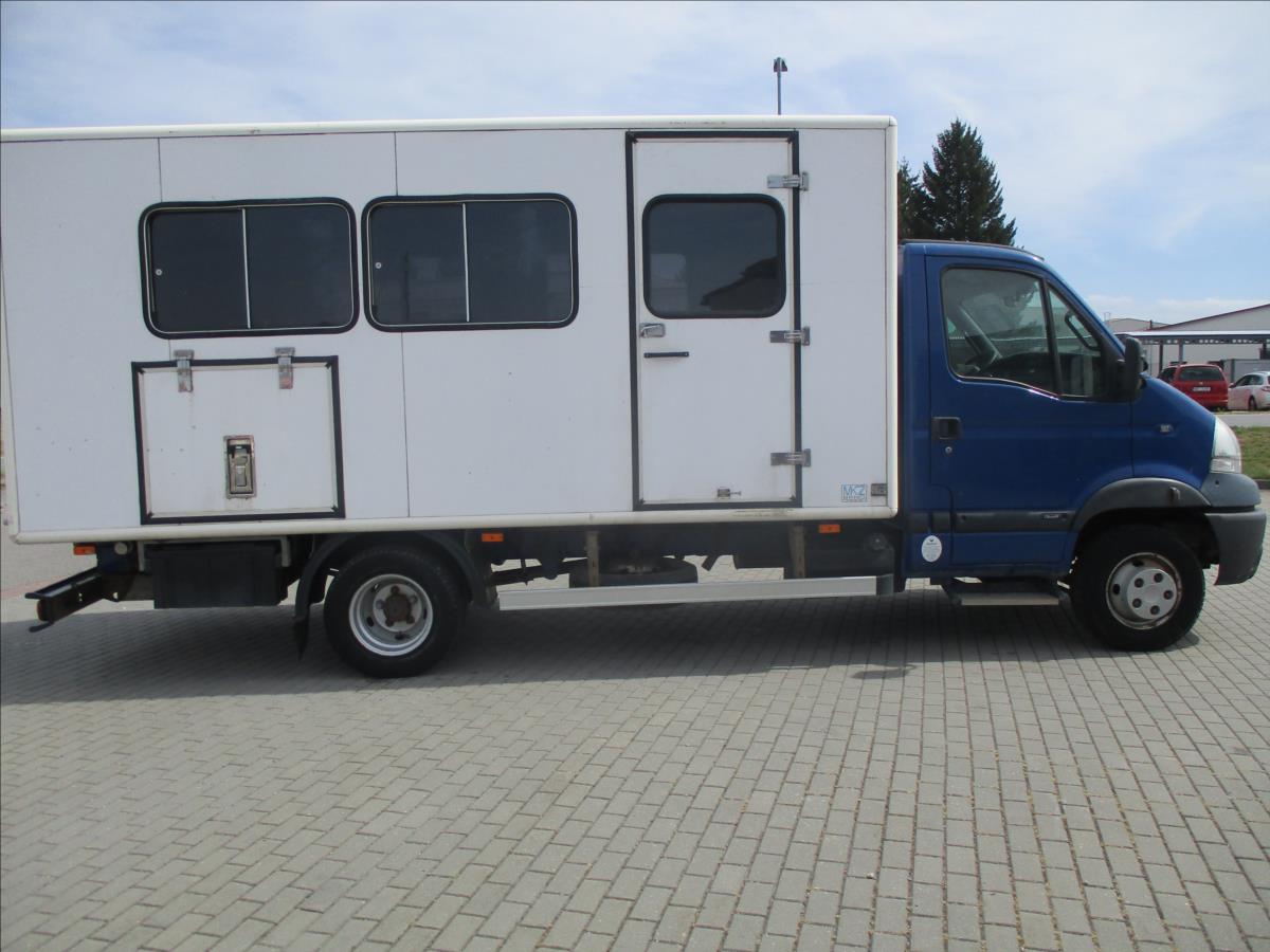 Renault Mascott