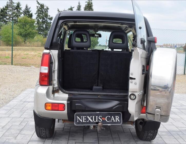 Suzuki Jimny 22