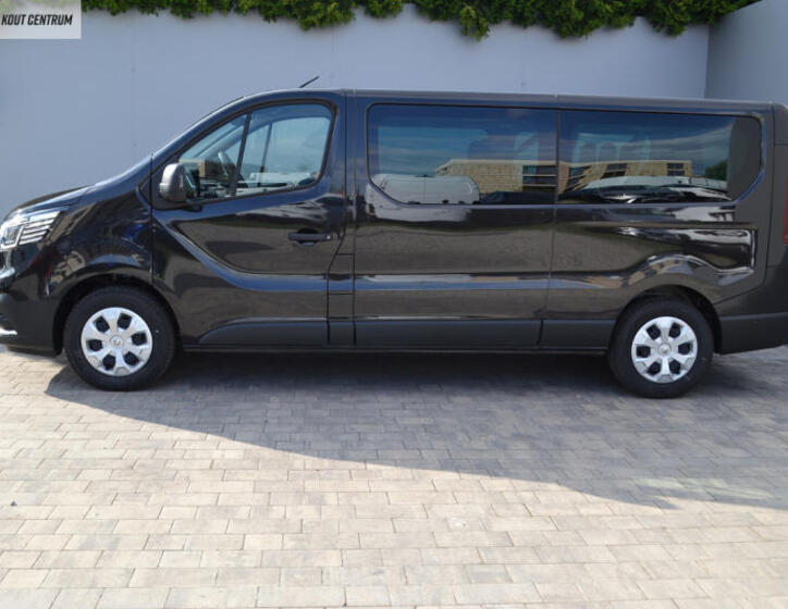 Renault Trafic 4