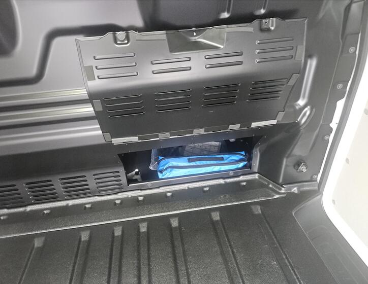 Ford Transit 12