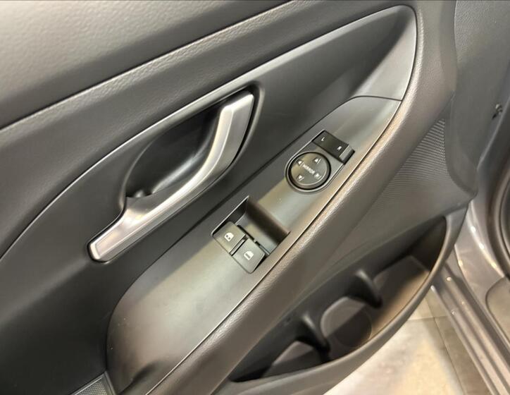 Hyundai i30 17