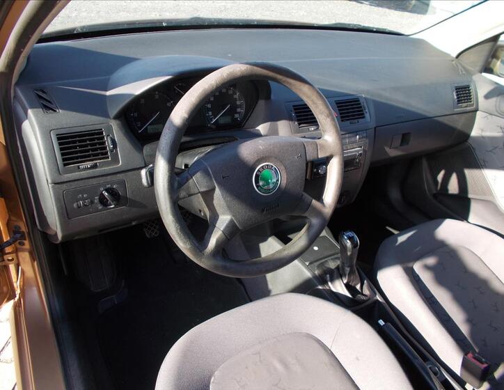 Škoda Fabia 17