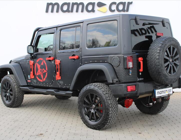 Jeep Wrangler 5