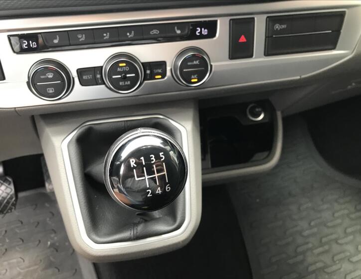 Volkswagen Caravelle 20