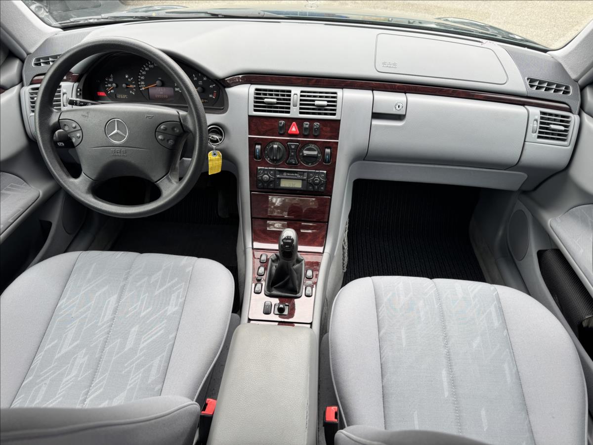 Mercedes-Benz Třídy E