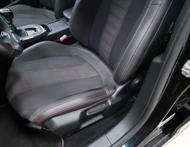 Peugeot 308 27