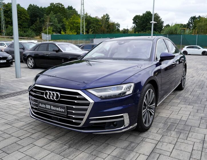 Audi A8 2