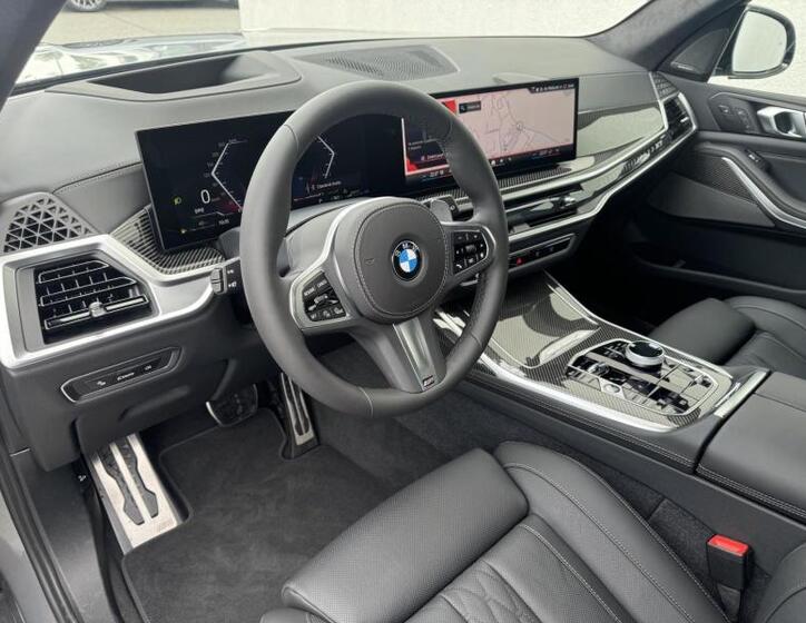 BMW X7 2