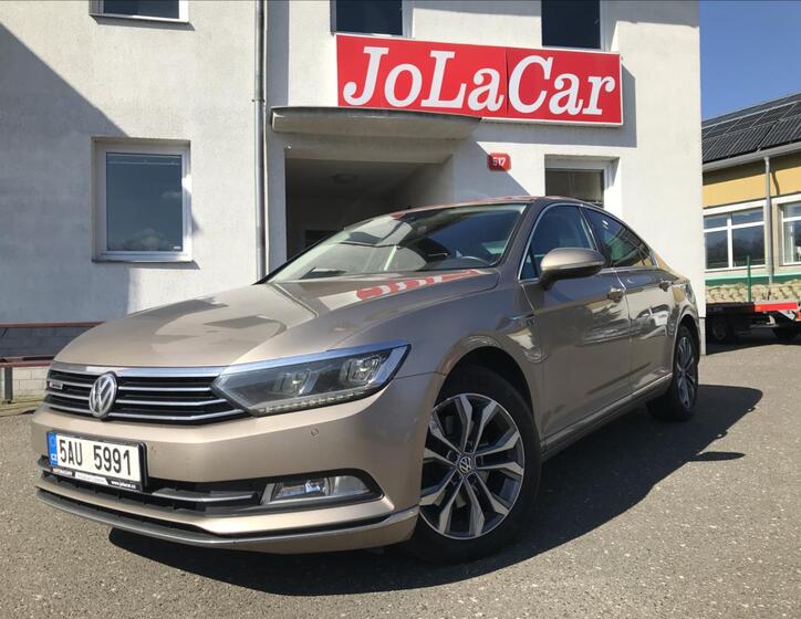 Volkswagen Passat 2