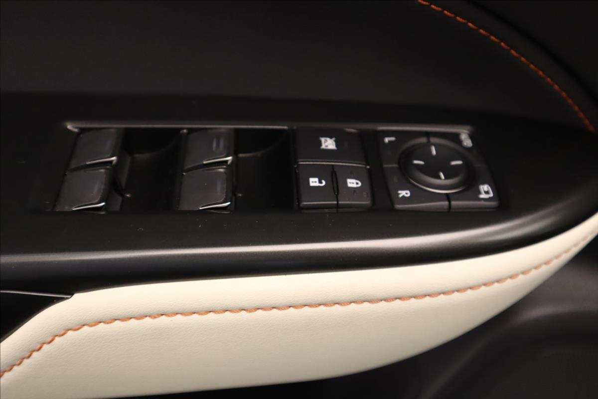 Lexus NX 450h+