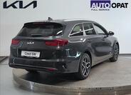 KIA Ceed 4