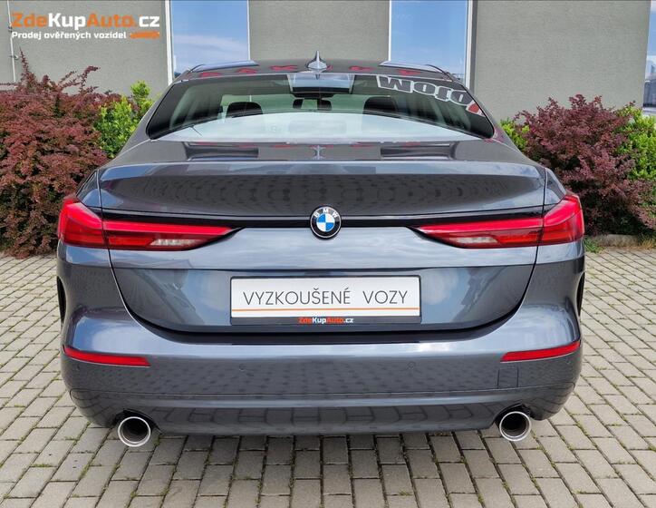BMW Řada 2 9