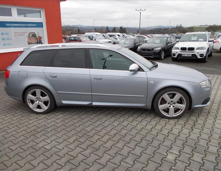 Audi S4 9