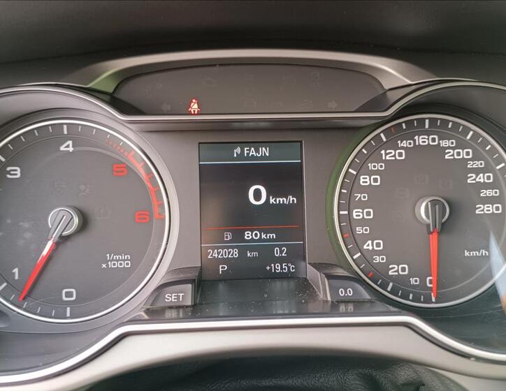 Audi A4 14