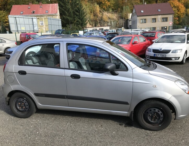 Chevrolet Spark 4
