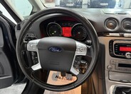 Ford Galaxy 8