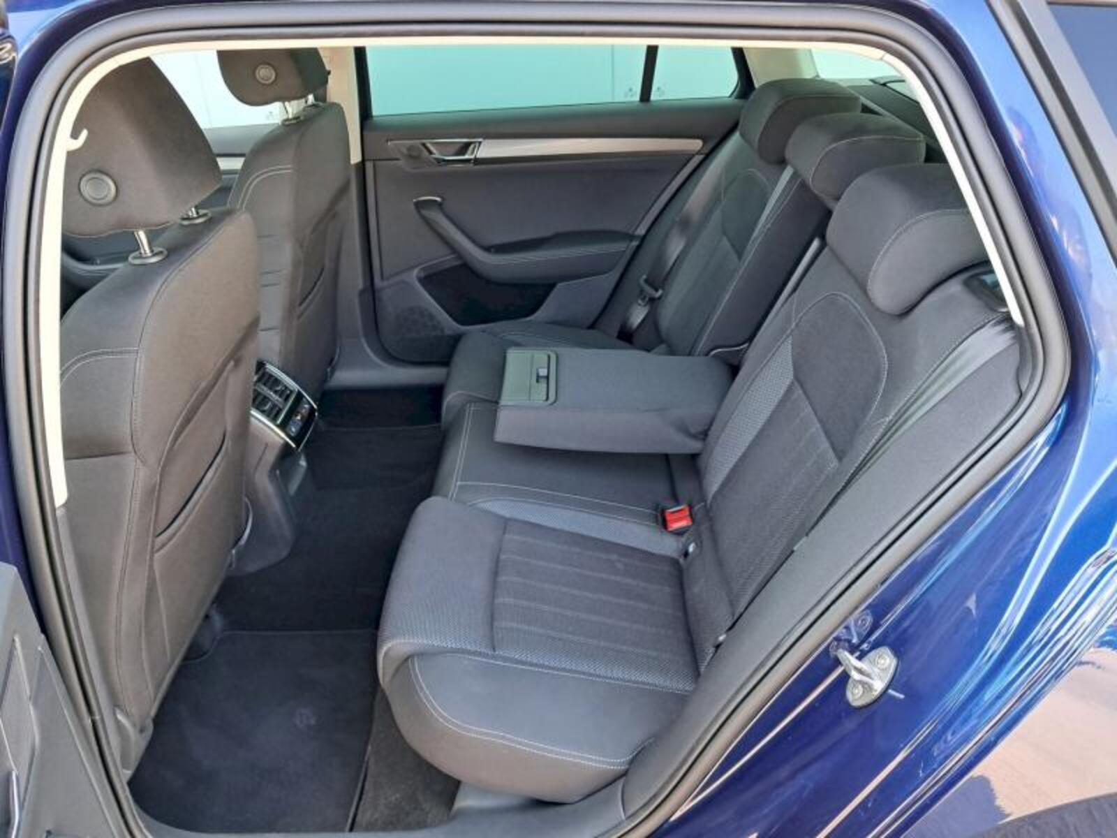 Škoda Superb 23