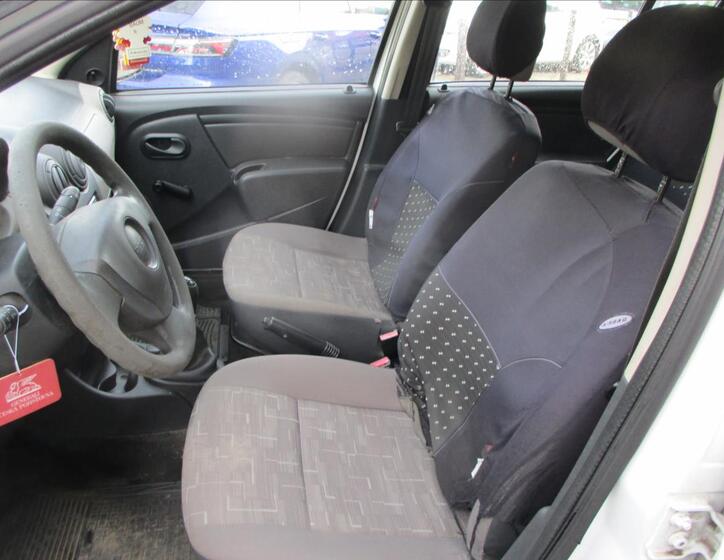Dacia Sandero 10