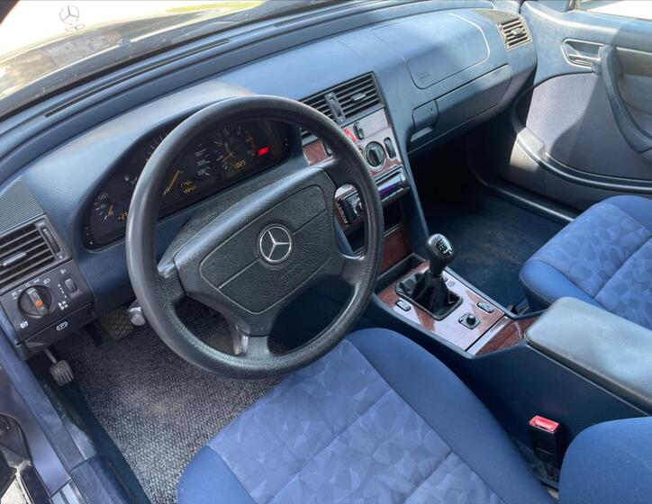 Mercedes-Benz Třídy C 10