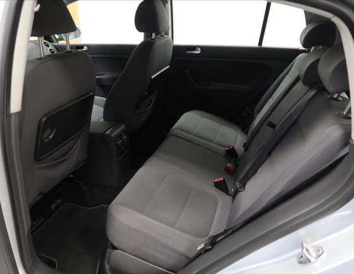 Volkswagen Golf Plus 8