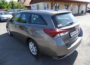 Toyota Auris 7
