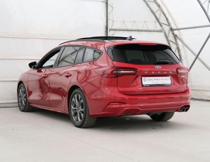 Ford Focus 8