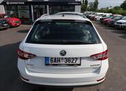 Škoda Superb 8