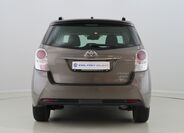 Toyota Verso 6