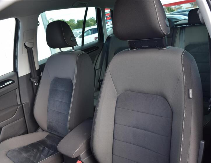 Volkswagen Golf Sportsvan 14