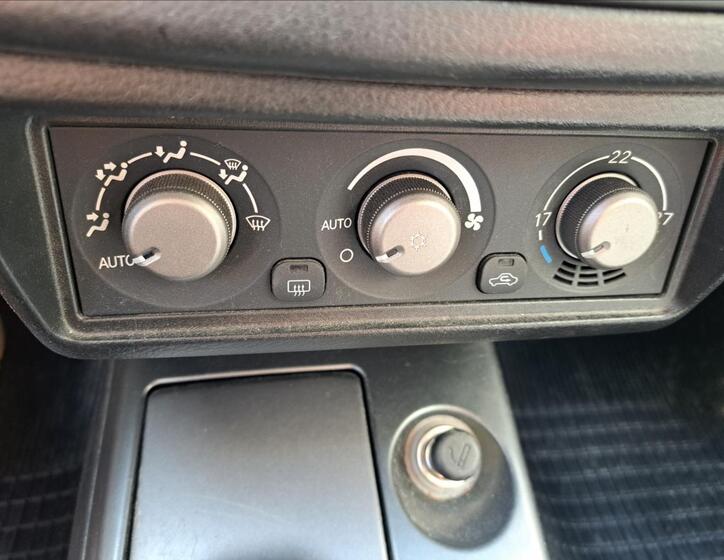 Mitsubishi Lancer 26