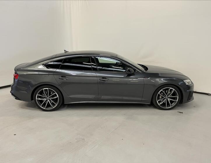 Audi A5 3