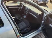Škoda Octavia 23