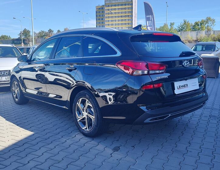 Hyundai i30 8