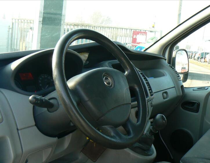 Opel Vivaro 7