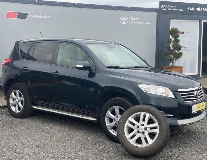 Toyota RAV4 1