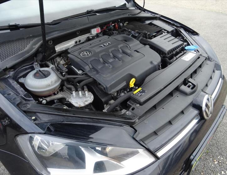 Volkswagen Golf 28