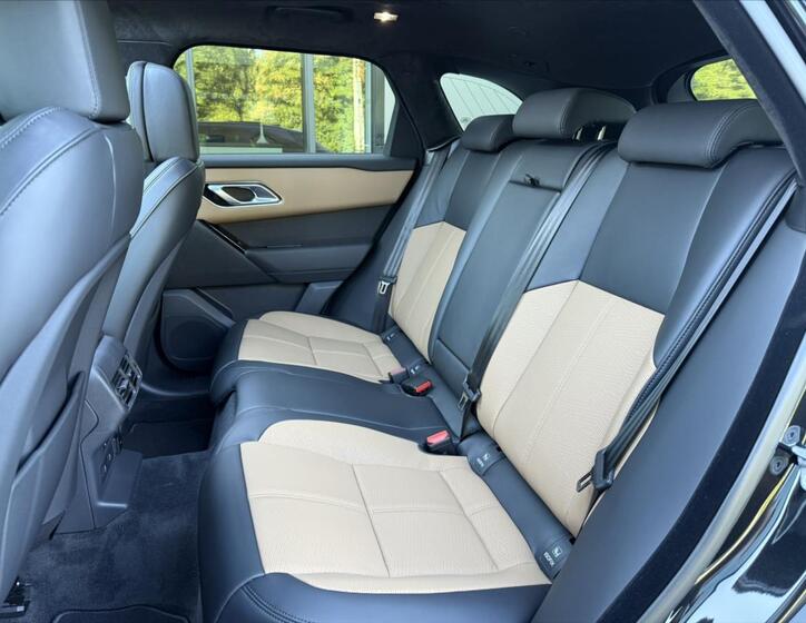 Land Rover Range Rover Velar 29