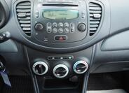 Hyundai i10 9