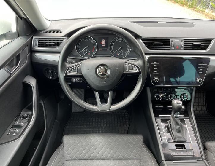 Škoda Superb 13