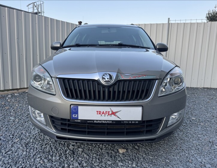 Škoda Roomster 2