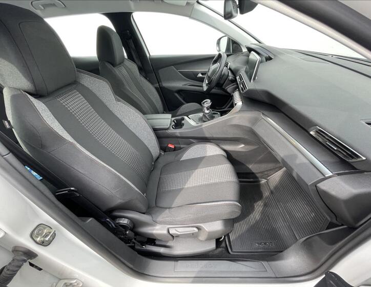 Peugeot 3008 16